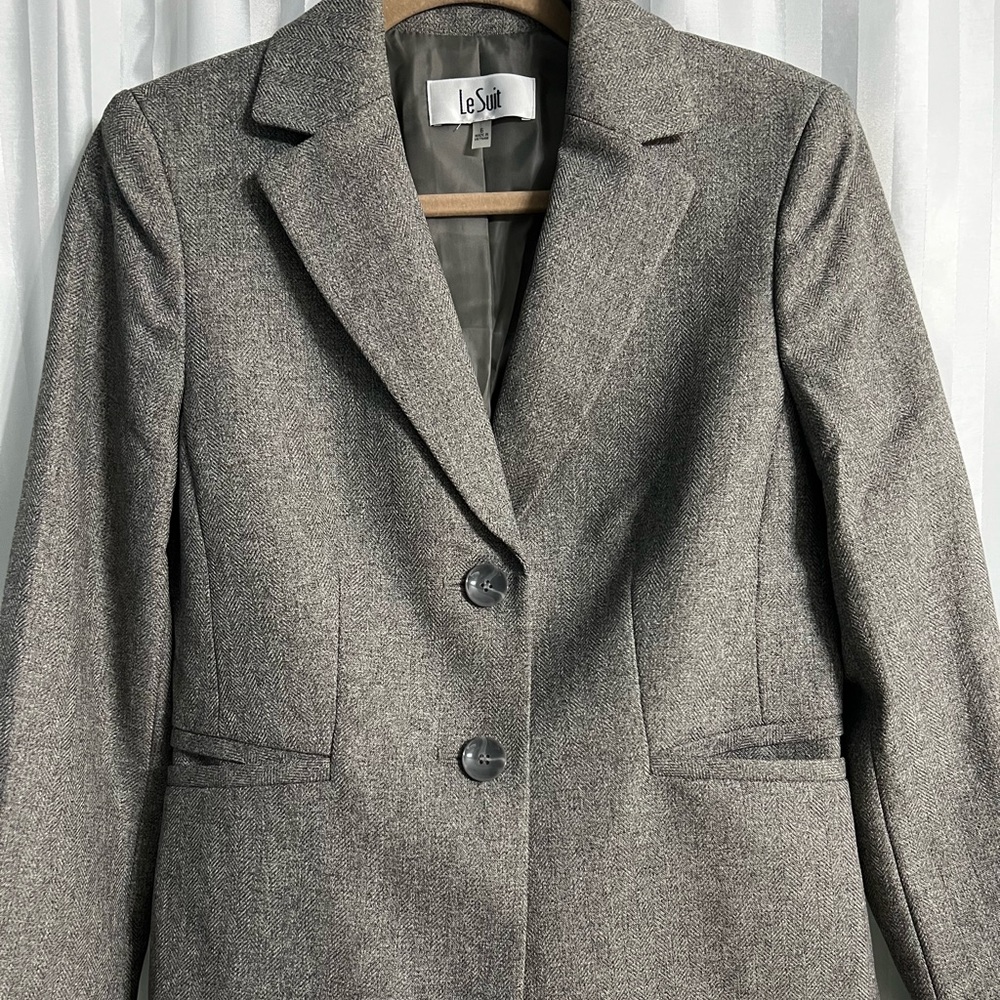 Tahari ASL Grey Herringbone Pant Suit